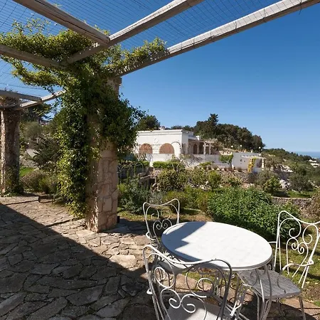 アパート Relais Patriarca オストゥーニ